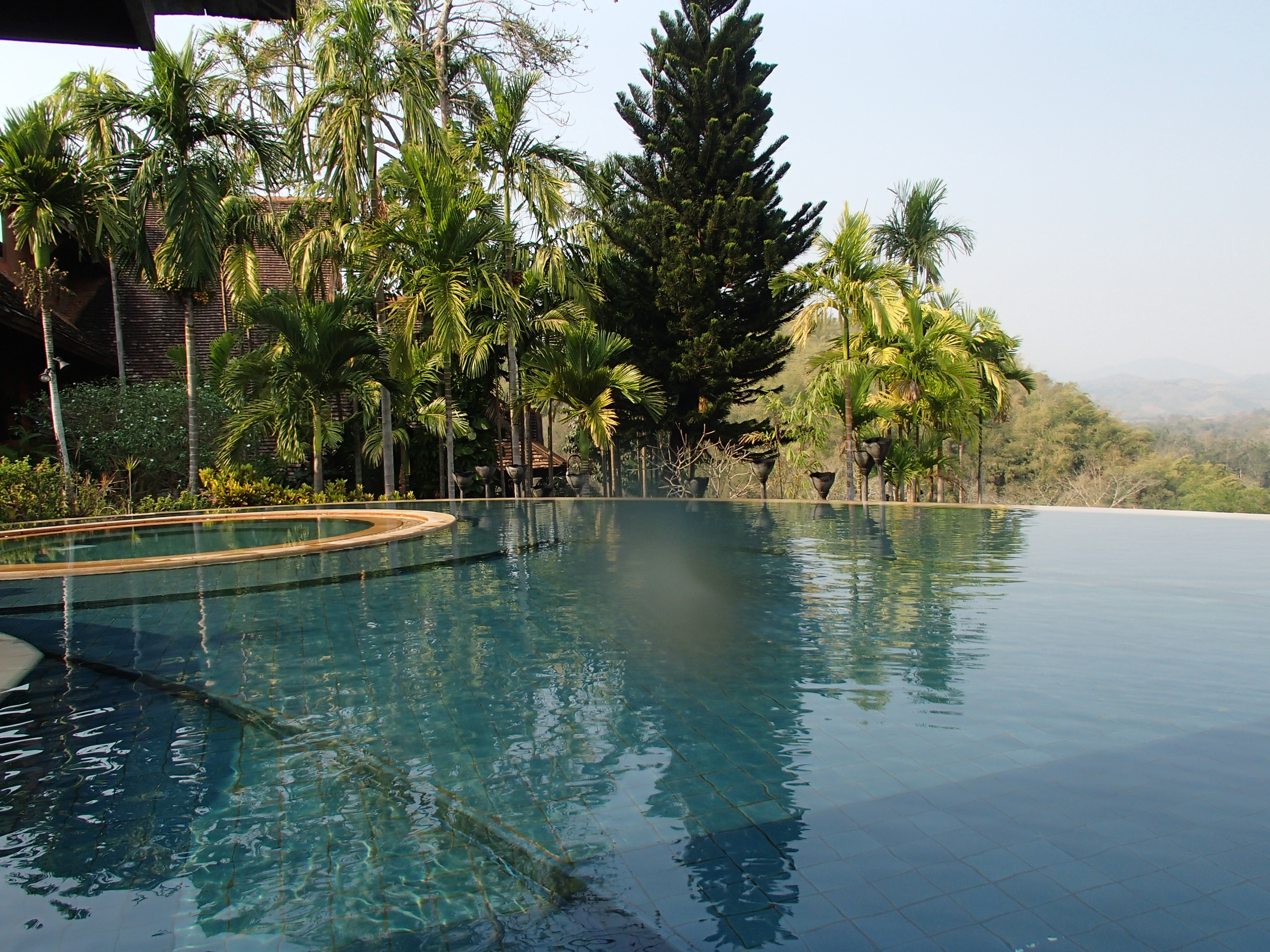 Anantara pool