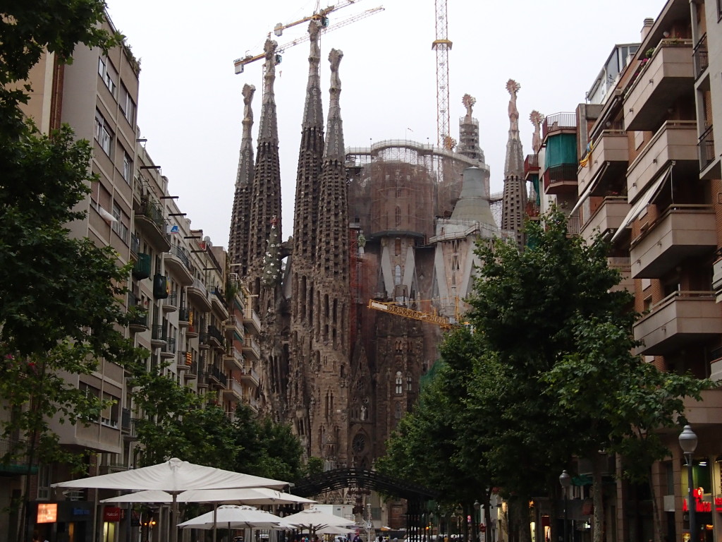 Sagrada Familia street view