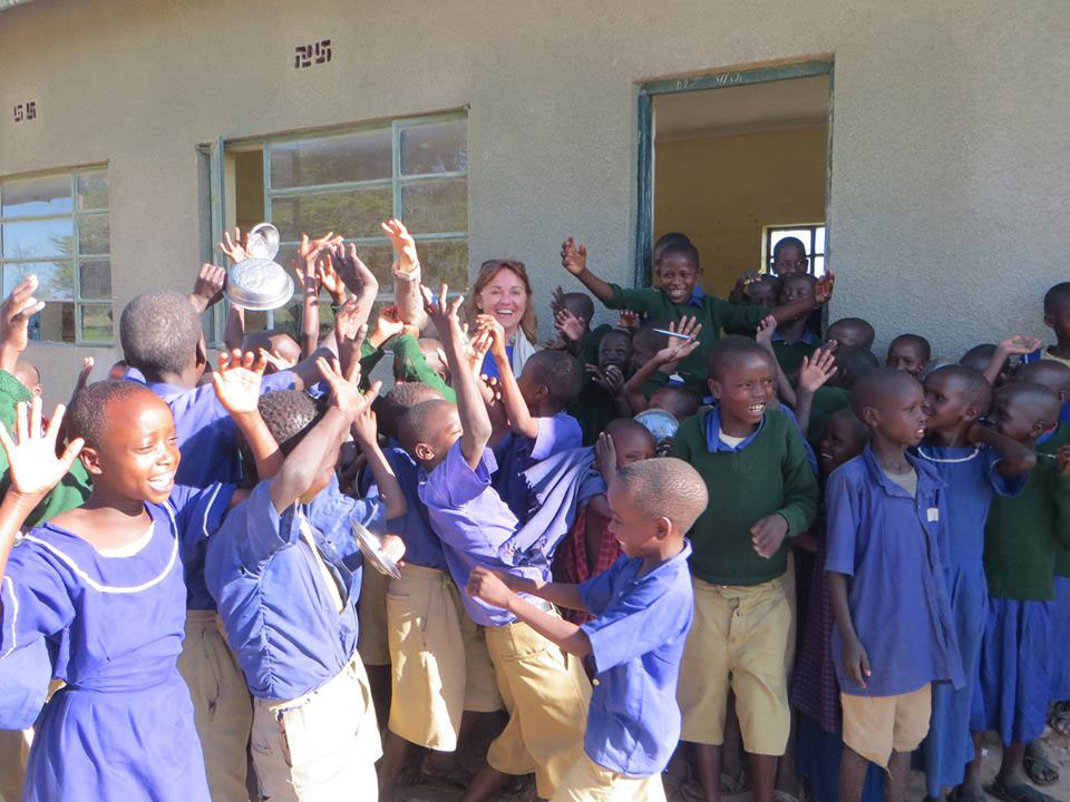 kids at Tanzania school