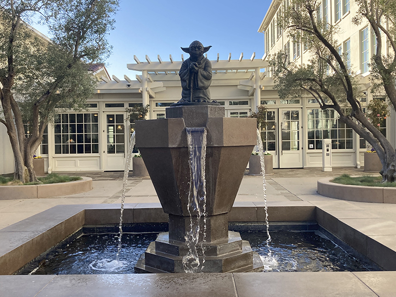 Yoda statue