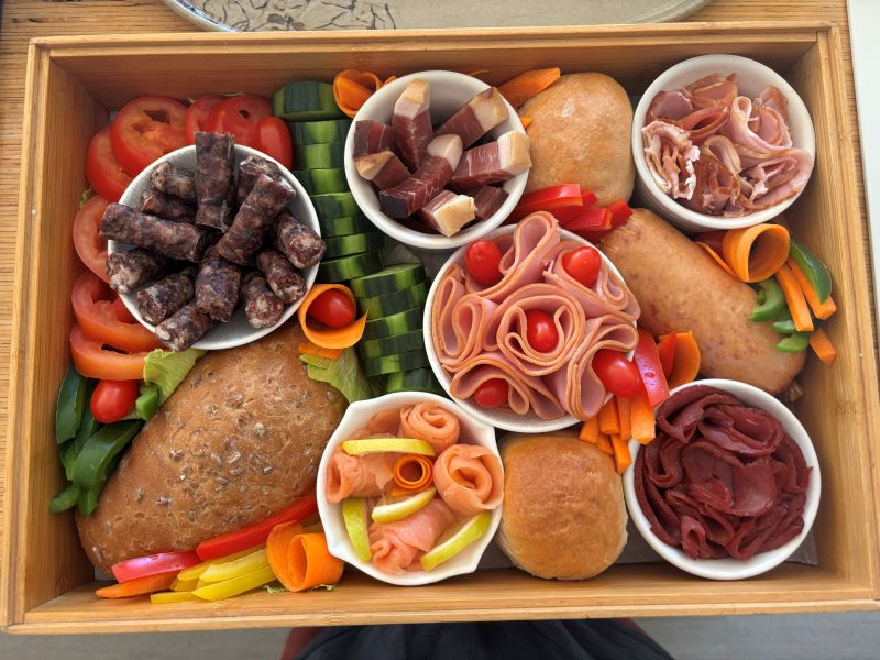 Desert Whisper box lunch