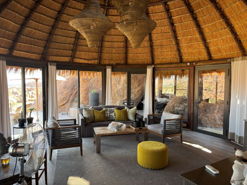 Mowani Mountain Camp mountain suite
