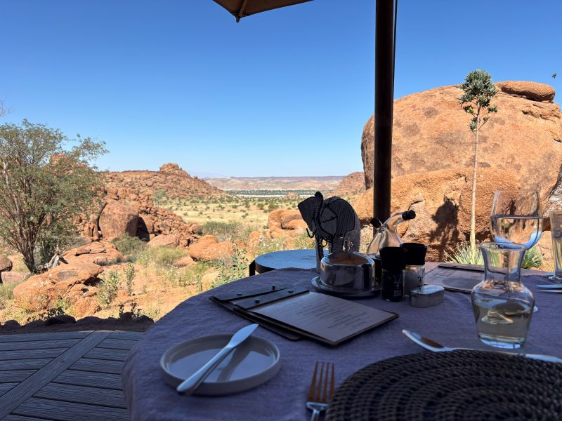 Mowani Mountain Camp restaurant view
